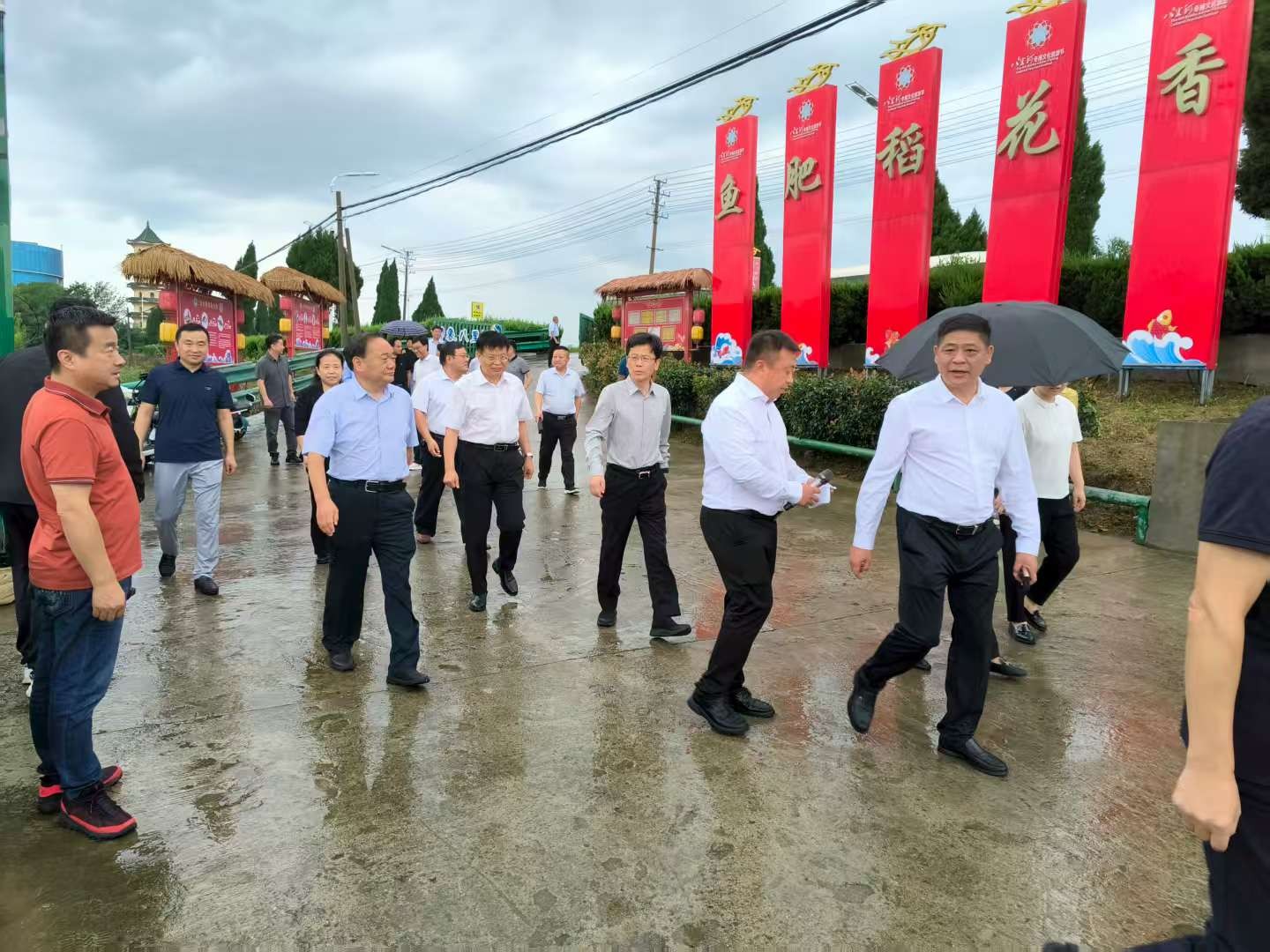 市人大常委会调研组莅临八里河渔场检查指导工作